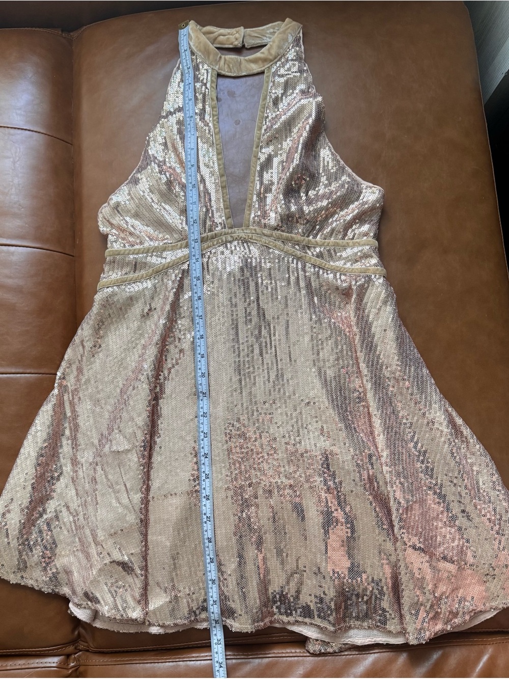 Free People Rose Gold Sequin Halter Mini Size 6 Open Back Party Cocktail Dress - Picture 4 of 10
